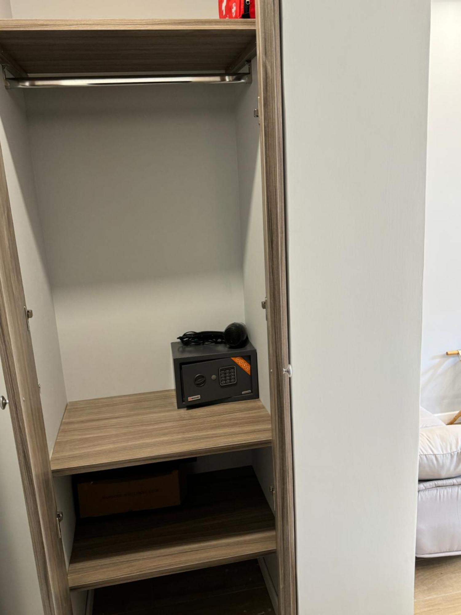 Niky House Roma Hotell Exteriör bild